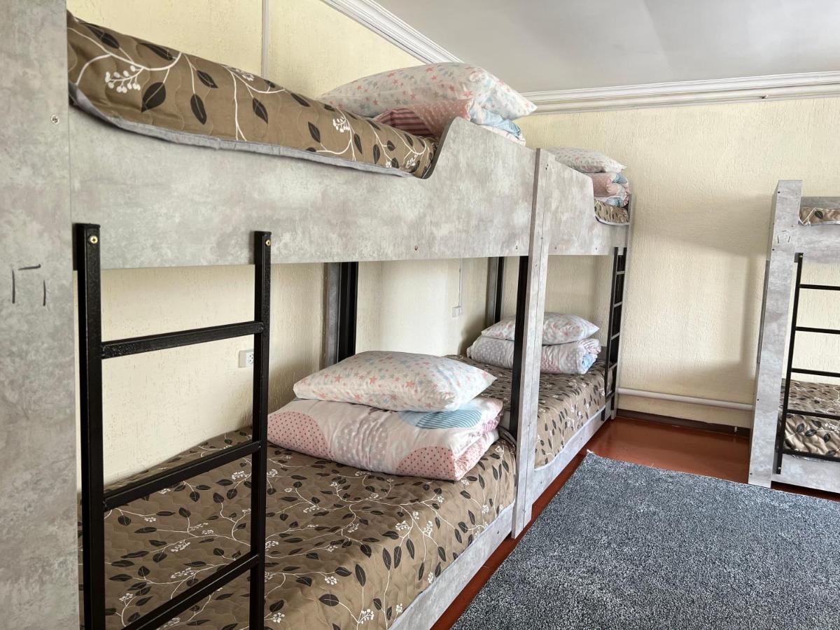 The Nest Hostel Karakoł Zewnętrze zdjęcie